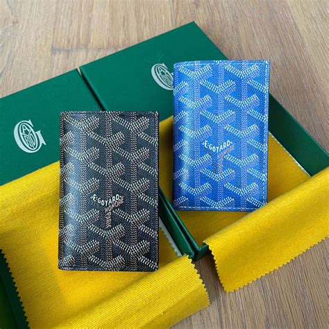 small goyard wallet|goyard men's wallet price 2022.